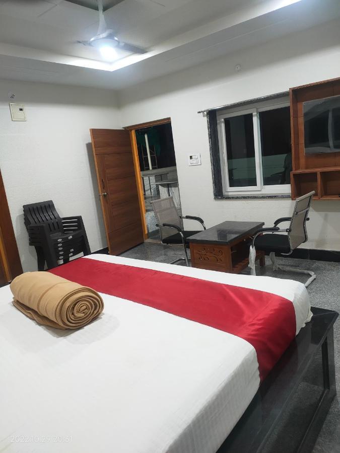 Hotel New Maruthi Inn, Lb Nagar Hyderabad Exterior photo