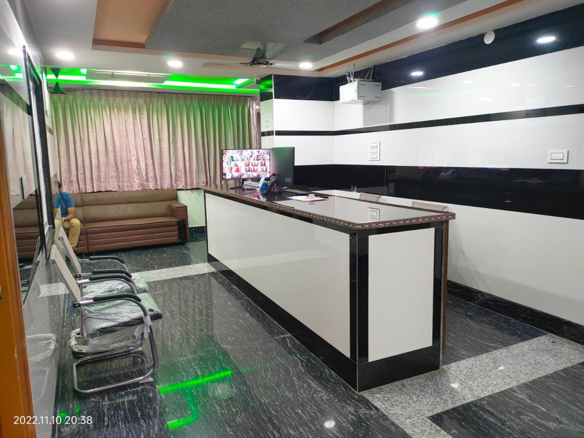 Hotel New Maruthi Inn, Lb Nagar Hyderabad Exterior photo