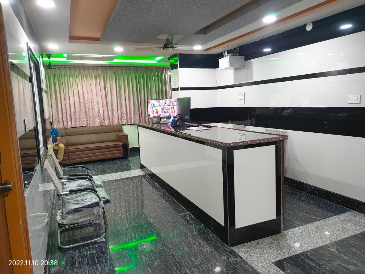 Hotel New Maruthi Inn, Lb Nagar Hyderabad Exterior photo