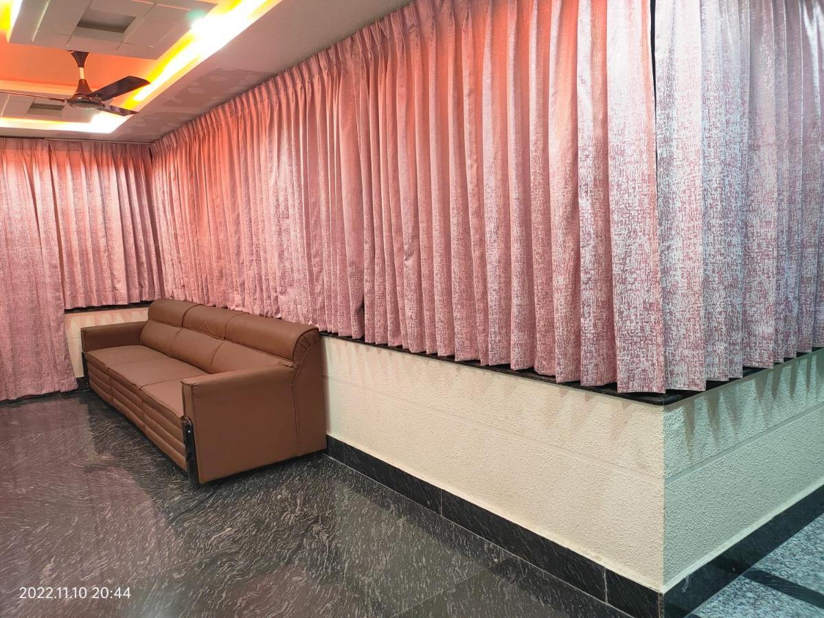 Hotel New Maruthi Inn, Lb Nagar Hyderabad Exterior photo