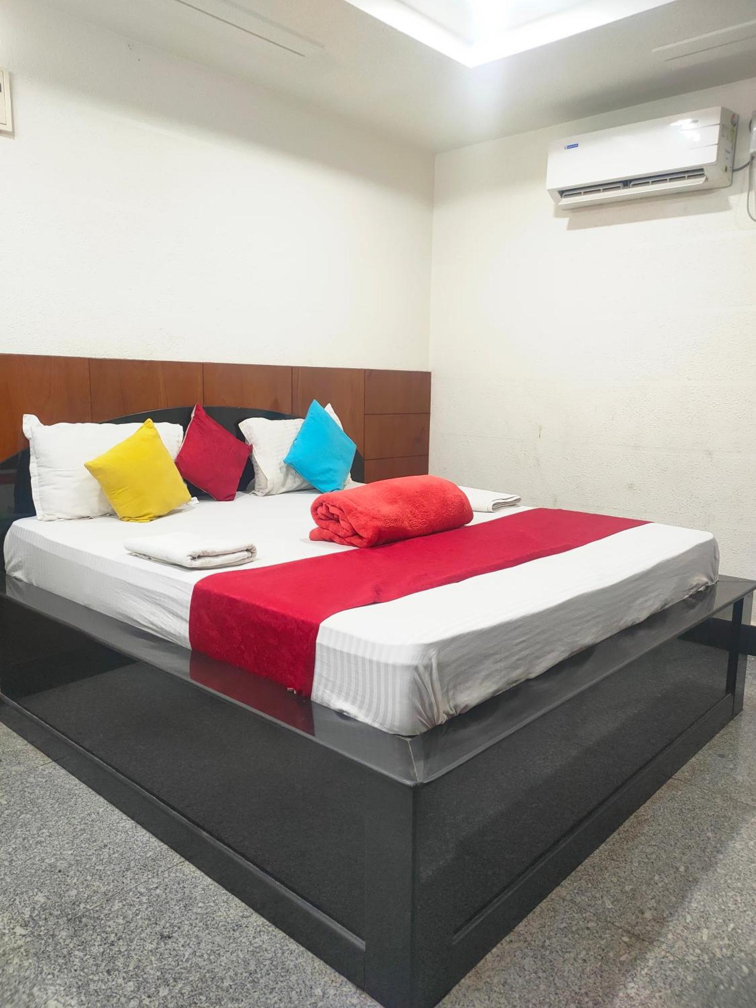 Hotel New Maruthi Inn, Lb Nagar Hyderabad Exterior photo